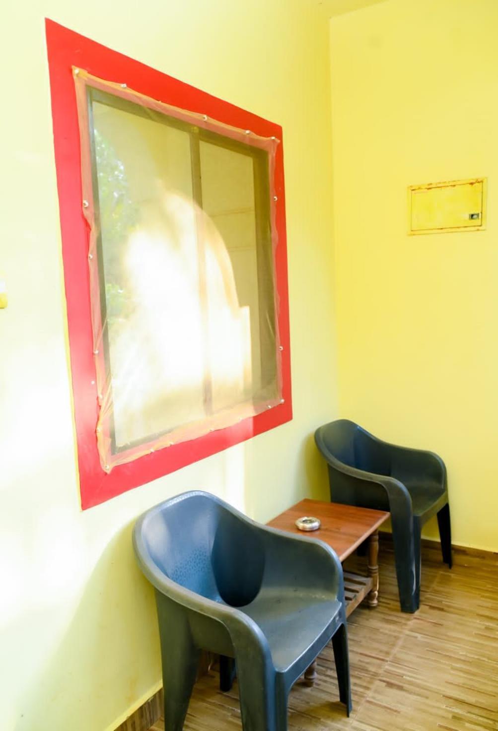 One Love Guest House Morjim Eksteriør bilde